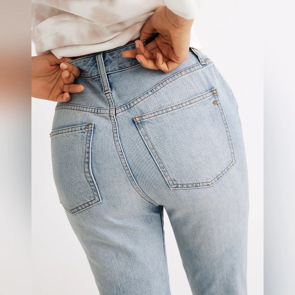 Madewell Petite Curvy Perfect Vintage Jean in Fitzgerald Wash - Picture 6 of 9